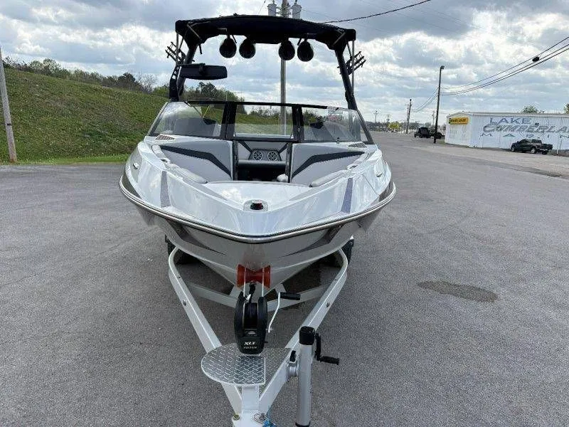 Slide: The Image of 2017 Axis T23 boat on trailer, front view. - 17