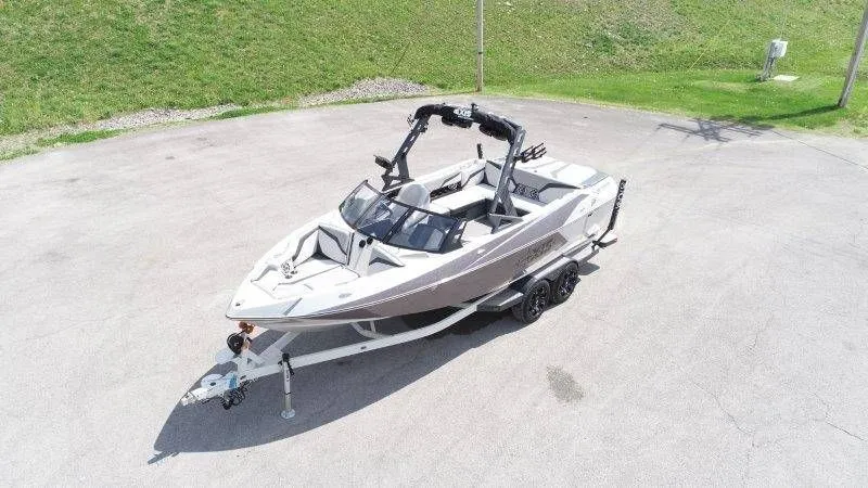 Slide: The Image of 2017 Axis T23 boat on trailer, side view. - 3