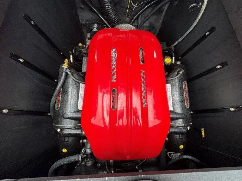 Slide: The Image of Red Monsoon engine in 2017 Axis T23 boat. - 39