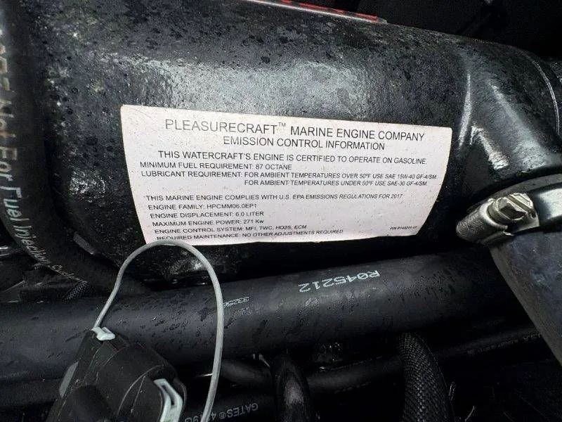 Slide: The Image of Pleasurecraft marine engine emissions label on Axis T23, year 2017. - 46