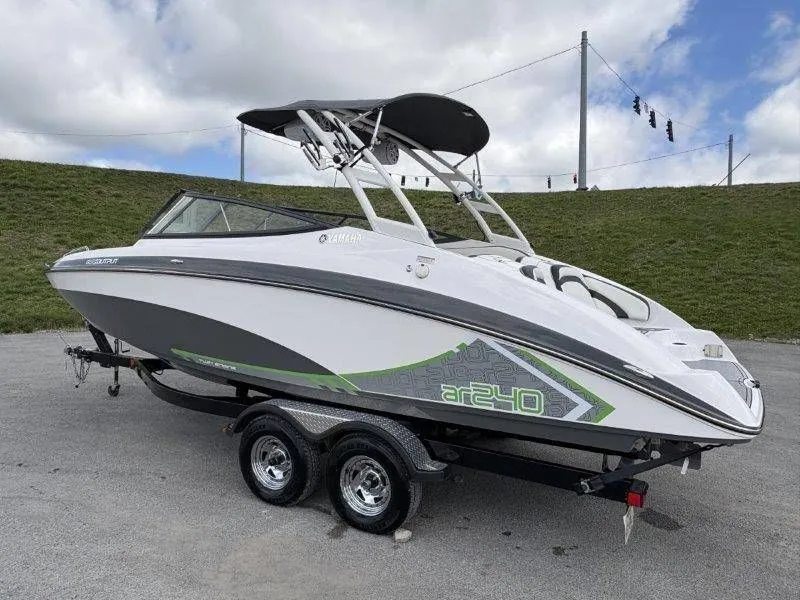 Slide: The Image of 2016 Yamaha AR240 boat on trailer, side view. - 26