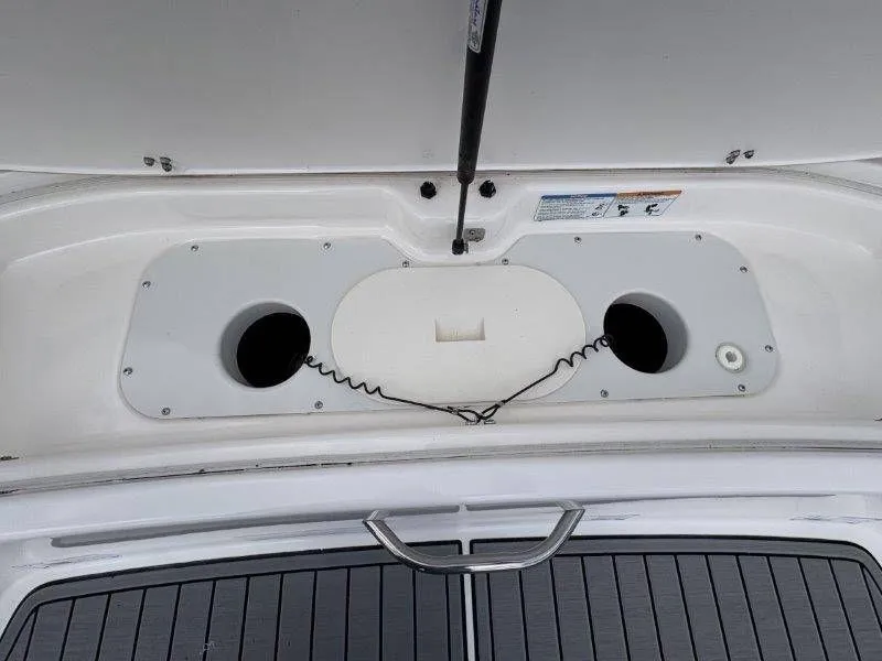 Slide: The Image of Yamaha AR240 2016 boat compartment with storage and handle. - 32