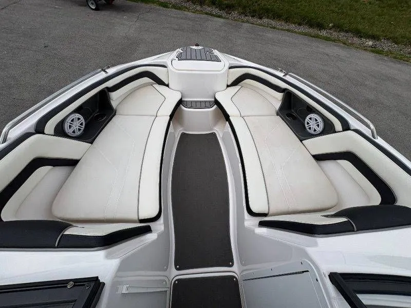 Slide: The Image of Yamaha AR240 2016 - 64