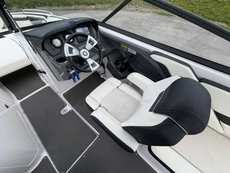 Slide: The Image of Yamaha AR240 2016 - 65