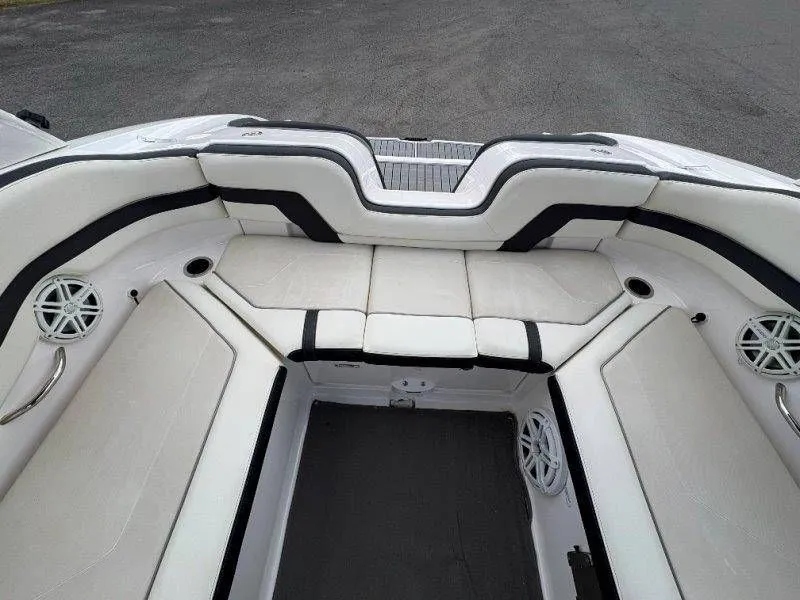 Slide: The Image of Yamaha AR240 2016 - 66