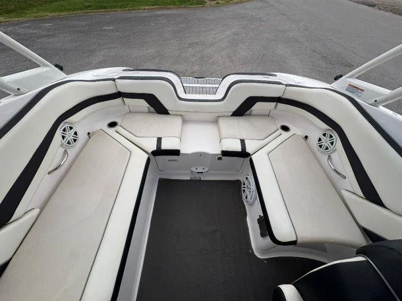 Slide: The Image of Yamaha AR240 2016 - 72