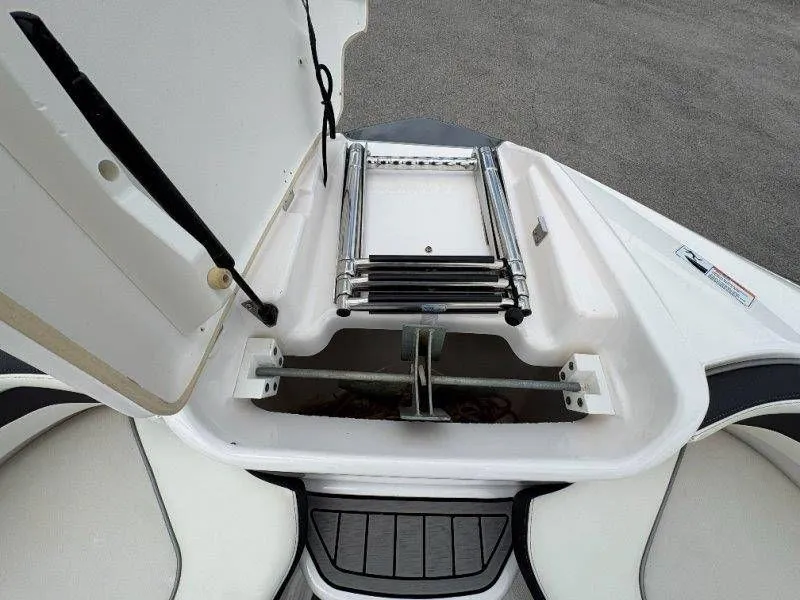 Slide: The Image of Yamaha AR240 2016 - 86