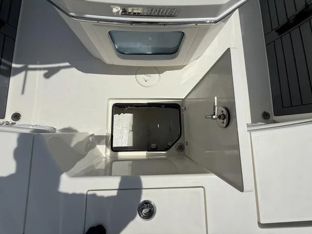 Slide: The Image of Pathfinder 2500 Hybrid 2026 - 30