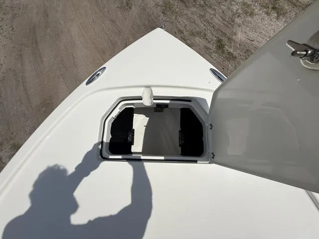 Slide: The Image of Pathfinder 2500 Hybrid 2026 - 48