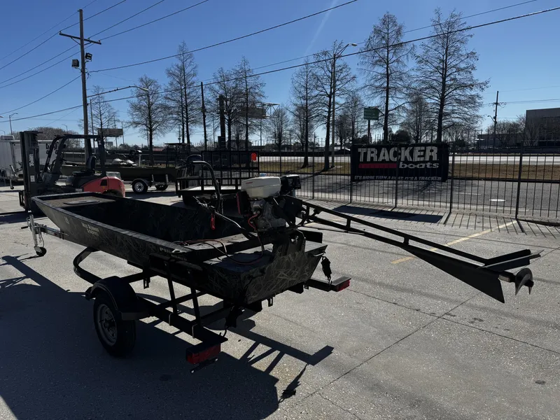 Slide: The Image of Custom 14 Mudrunner X series 2024 - 4