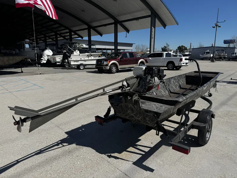 Slide: The Image of Custom 14 Mudrunner X series 2024 - 7