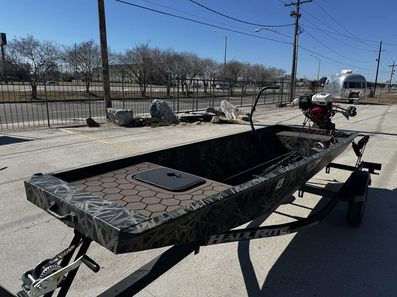 Slide: The Image of Custom 14 Mudrunner X series 2024 - 9