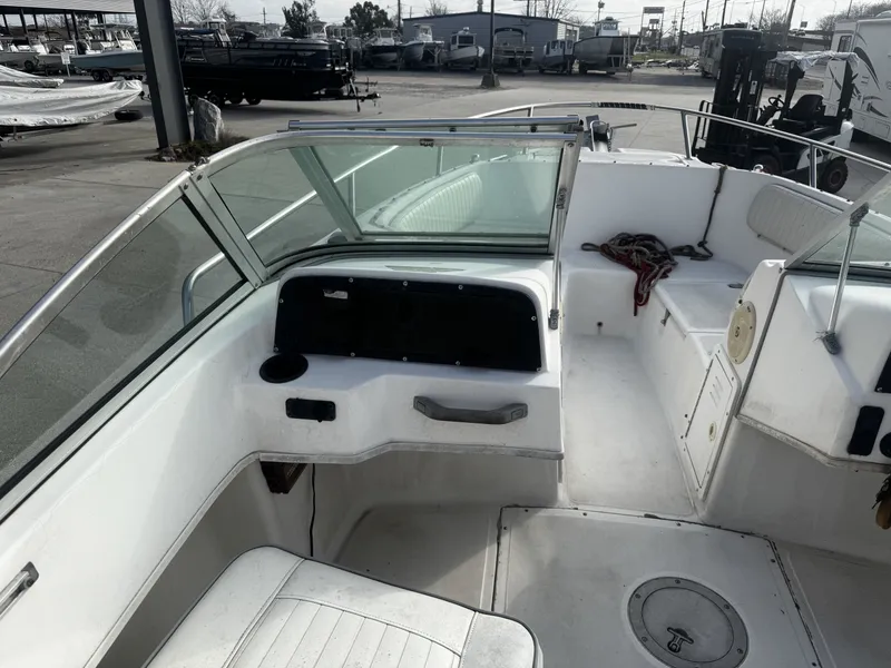 Slide: The Image of Boston Whaler 20 Dauntless 1997 - 7