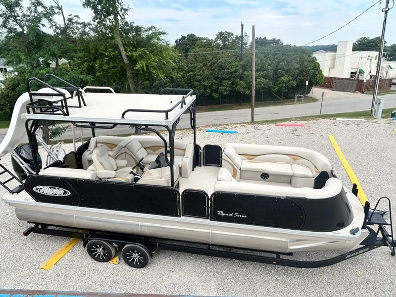 Slide: The Image of Aloha Tropical Series-Sundeck-Slide Tritoon with Mercury 200 HP Outboard. Trailer Extra 2023 - 6