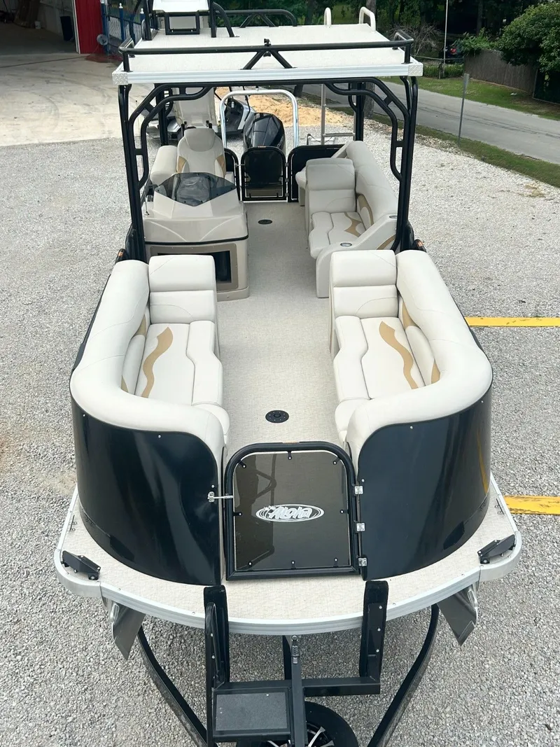 Slide: The Image of Aloha Tropical Series-Sundeck-Slide Tritoon with Mercury 200 HP Outboard. Trailer Extra 2023 - 7