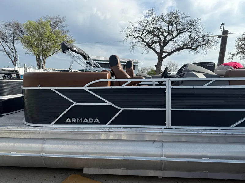 The Image of Armada Drakkar 23QL Tritoon w/150HP Suzuki & tandem axle trailer 2025 - 1