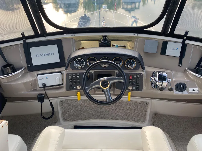 Slide: The Image of Helm of 2000 Carver 396 Motor Yacht with Garmin navigation system. - 18