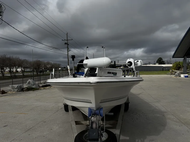 Slide: The Image of Sea Pro SV2300CC Bay Boat 2004 - 11