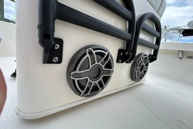 Slide: The Image of 2023 Pathfinder 2600 HPS boat speakers and railing detail. - 18