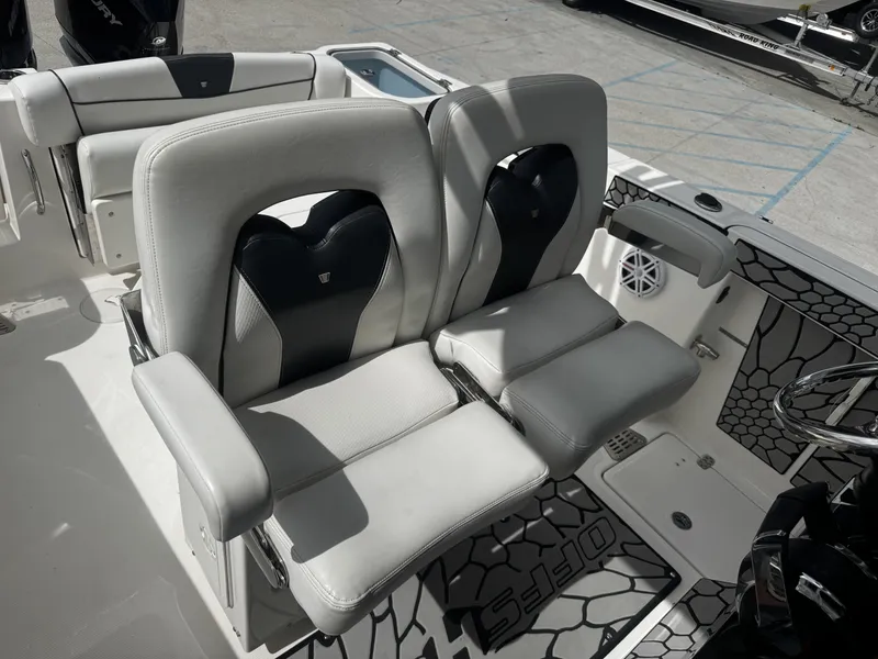 Slide: The Image of Wellcraft 262 Fisherman 2019 - 14