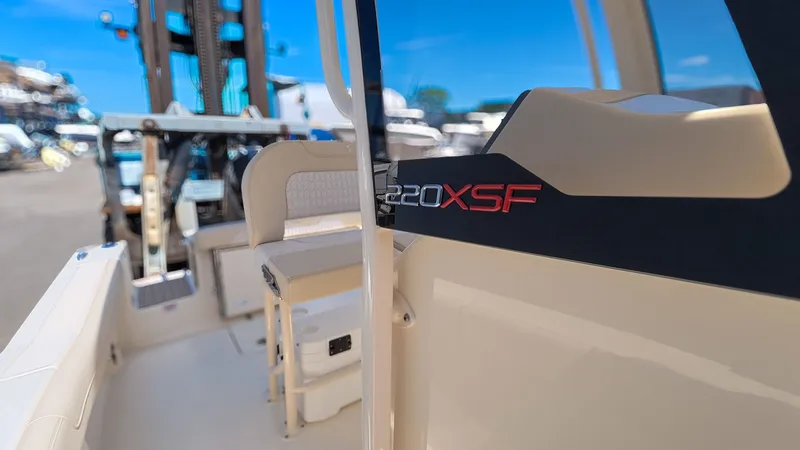 Slide: The Image of Scout 220 XSF 2026 - 30