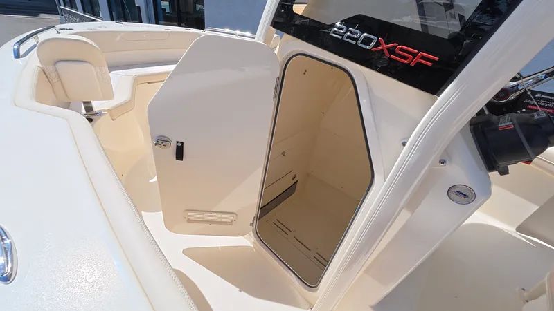 Slide: The Image of Scout 220 XSF 2026 - 32