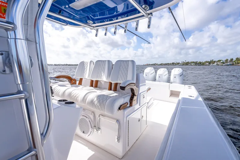 Slide: The Image of 2024 Bahama 41 boat interior with luxurious seating and ocean view. - 40