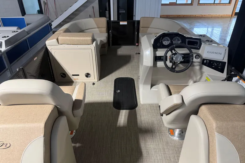 Slide: The Image of Interior of 2026 Manitou 23 AURORA RF VPII 575 boat with Garmin dashboard. - 15