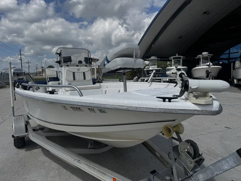 Slide: The Image of Sea Chaser 1800 CC 2009 - 8