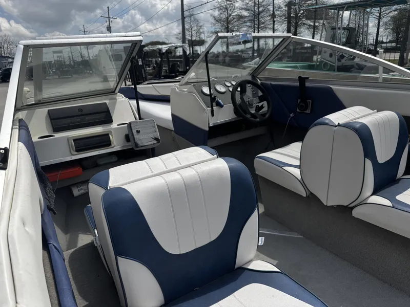 Slide: The Image of Bayliner 1950 1994 - 14