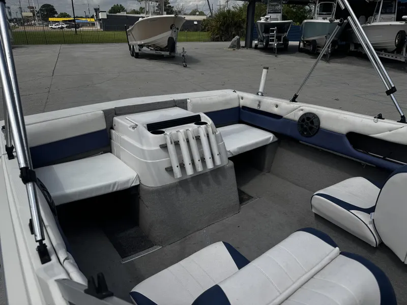 Slide: The Image of Bayliner 1950 1994 - 7