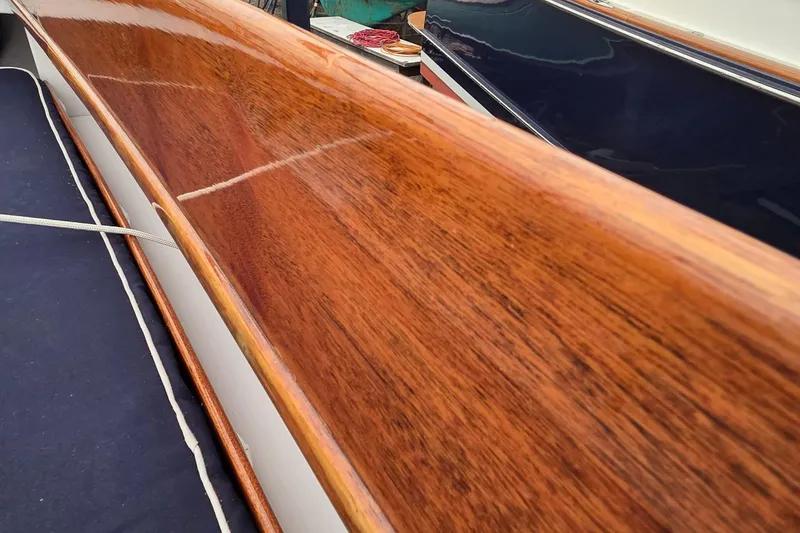 Slide: The Image of Herreshoff Alerion 1984 - 24