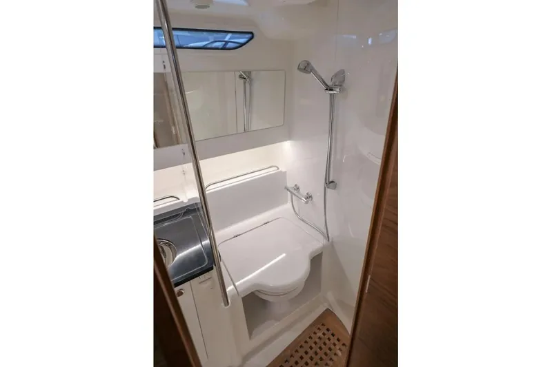 Slide: The Image of Nimbus T11 - 15