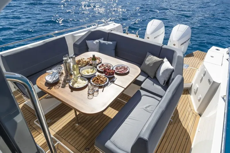 Slide: The Image of Nimbus T11 - 7