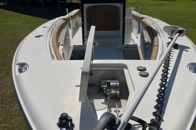 Slide: The Image of 2020 Sea Hunt Gamefish 27 boat with forward seating and anchor system. - 25