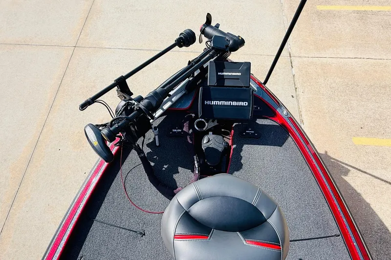 Slide: The Image of 2020 Nitro Z21 Pro boat deck with Humminbird electronics and trolling motor. - 13