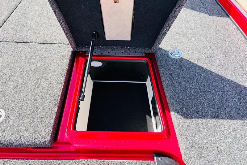 Slide: The Image of Open storage compartment on 2020 Nitro Z21 Pro boat deck. - 30