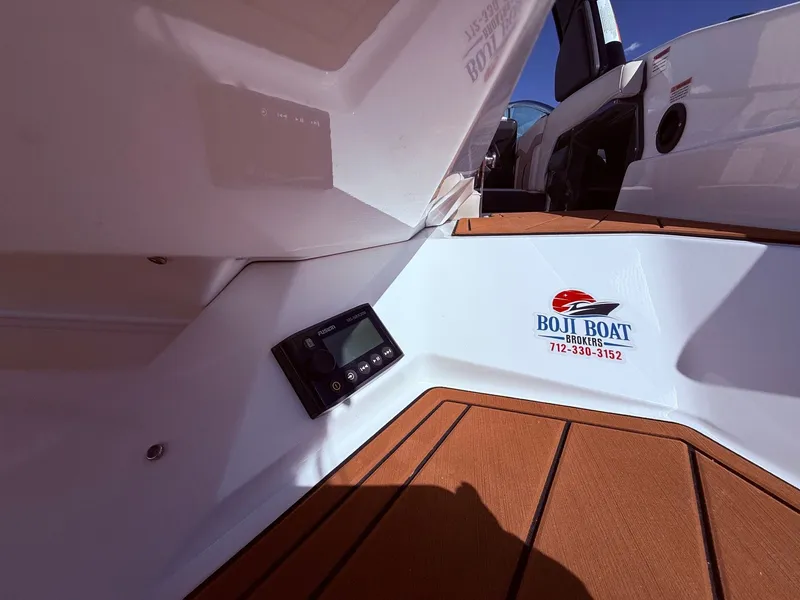 Slide: The Image of Interior of a 2022 Monterey 278SS Super Sport boat. - 47
