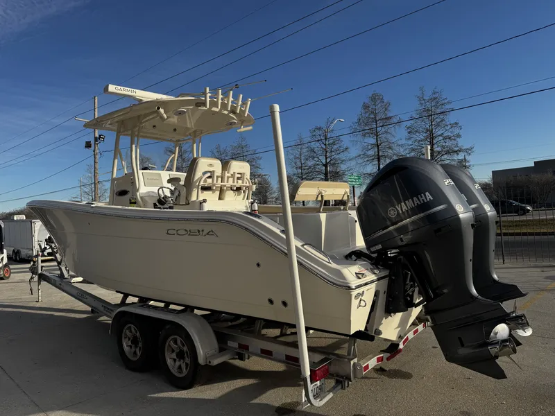 Slide: The Image of Cobia 277 Center Console 2017 - 10