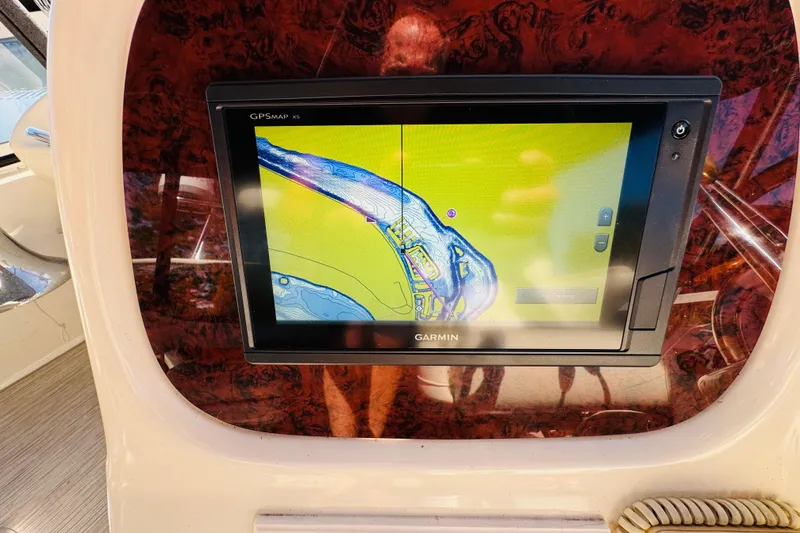 Slide: The Image of Garmin GPS display on 2000 Sea Ray 400 Sedan Bridge yacht dashboard. - 33
