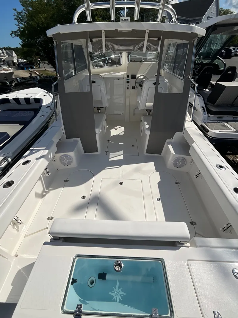 Slide: The Image of North Coast 255 HT 2026 - 6