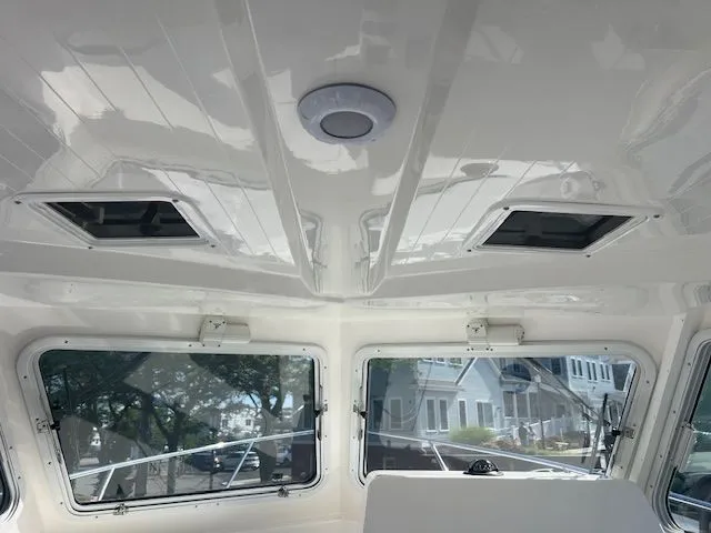 Slide: The Image of North Coast 255 HT 2026 - 9