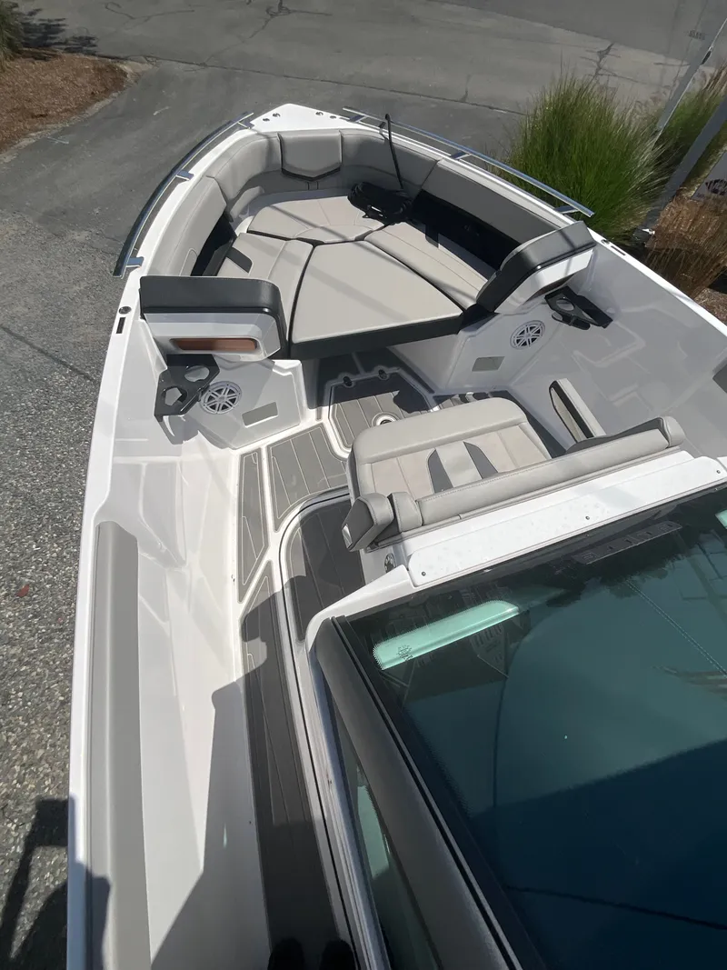 Slide: The Image of Mointerey Elite 2025 - 9