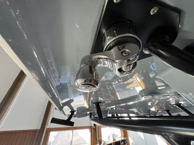 Slide: The Image of Parker Marine 2600 Center Console 2025 - 14