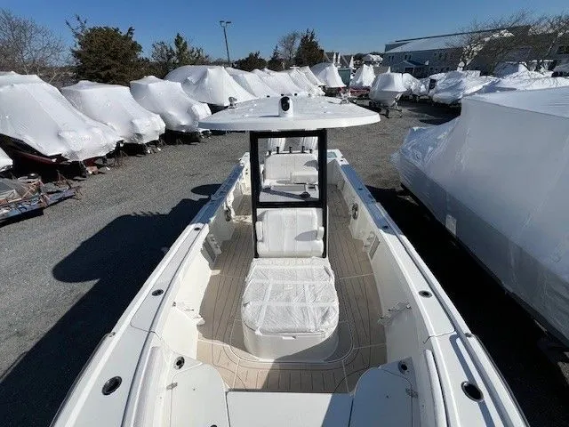 Slide: The Image of Parker Marine 2600 Center Console 2025 - 37