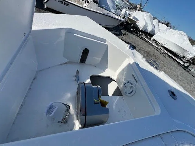 Slide: The Image of Parker Marine 2600 Center Console 2025 - 43