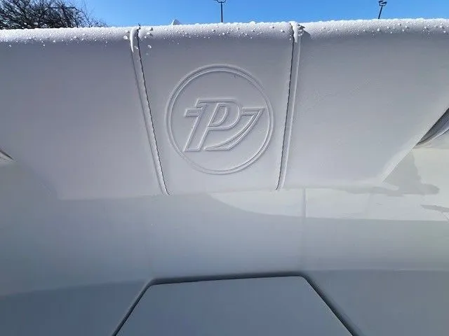 Slide: The Image of Parker Marine 2600 Center Console 2025 - 44