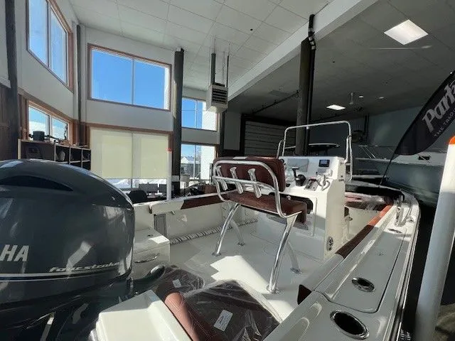 Slide: The Image of Parker Marine 180 Coastal Elite 2026 - 3