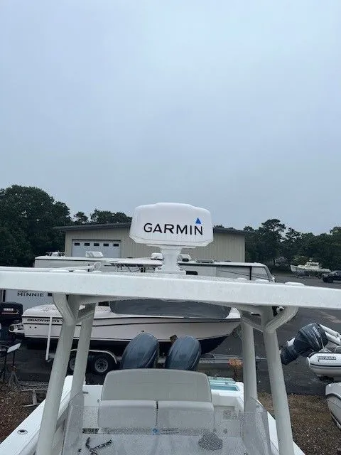 Slide: The Image of Parker Marine 25 Special Edition 2022 - 6