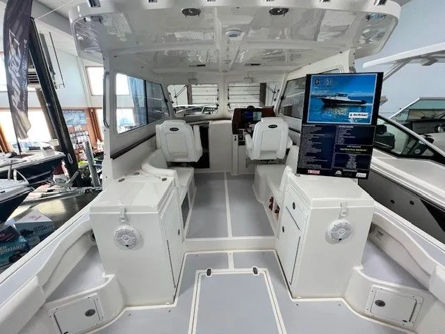 Slide: The Image of North Coast 315 HT 2026 - 4